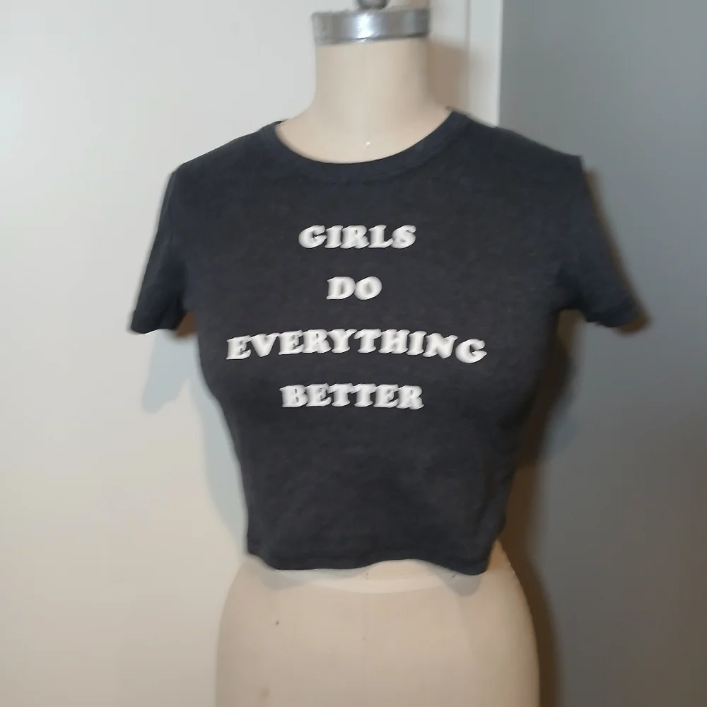 Future State GIRLS DO EVERYTHING BETTER Crop Top T Shirt Size M